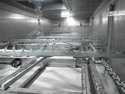 Sistem Penggaruk Es (Ice Rake System)