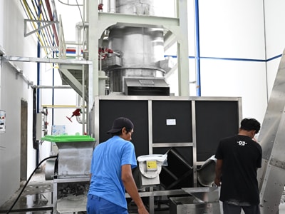 Pabrik Es Tube dengan Sistem Pendingin Ammonia 90 Ton di Indonesia